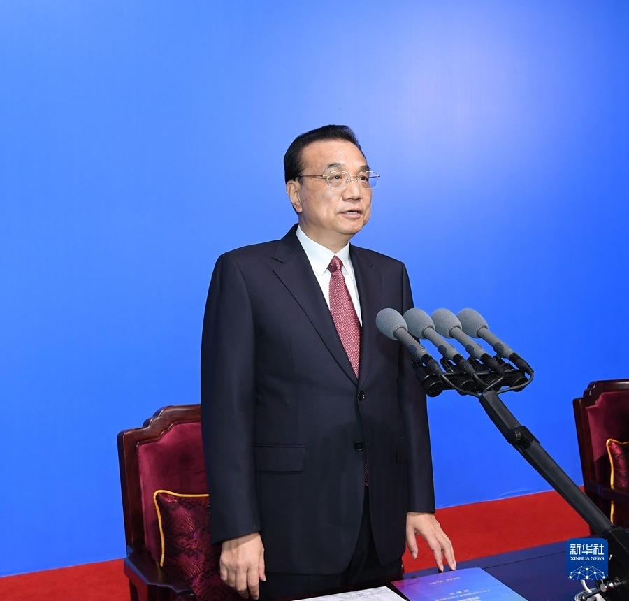 9月27日晚，中華人民共和國第十四屆運(yùn)動(dòng)會(huì)在陜西西安閉幕。中共中央政治局常委、國務(wù)院總理李克強(qiáng)出席閉幕式并宣布運(yùn)動(dòng)會(huì)閉幕。新華社記者 申宏 攝