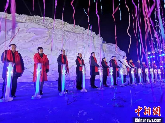 啟動(dòng)儀式現(xiàn)場(chǎng)?！≮w桂華 攝