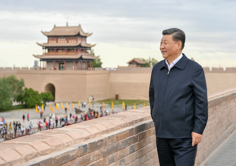 2019年8月20日，習(xí)近平總書記來到嘉峪關(guān)關(guān)城，登上城樓察看關(guān)城整體面貌，聽取河西走廊長城、關(guān)隘歷史文化情況介紹。
