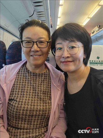 （呼群、寶力母女 受訪者供圖）