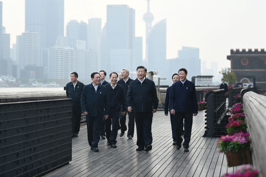 2019年11月2日，習(xí)近平在上海市楊浦區(qū)濱江公共空間楊樹浦水廠濱江段考察。