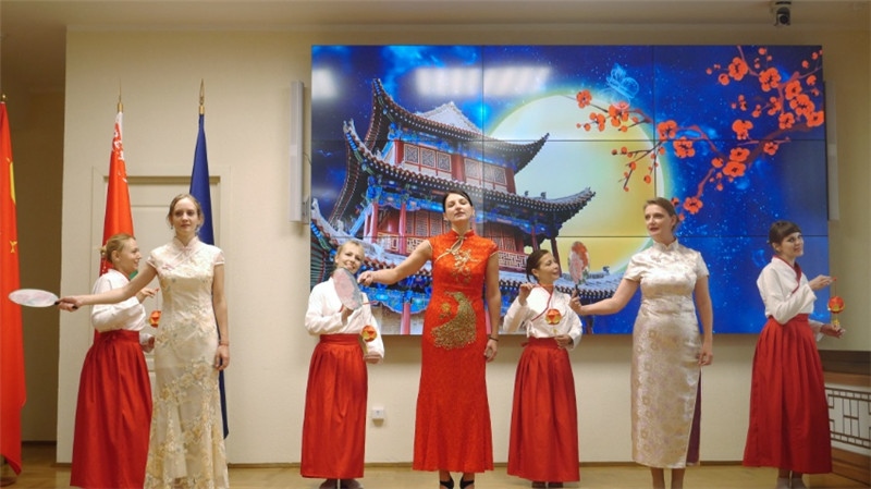 白俄羅斯國立大學(xué)孔子學(xué)院的中秋晚會。受訪者供圖