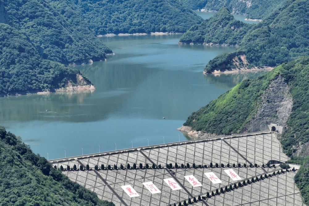 這是黑河金盆水庫（2023年7月16日攝，無人機(jī)照片）。新華社記者 邵瑞 攝