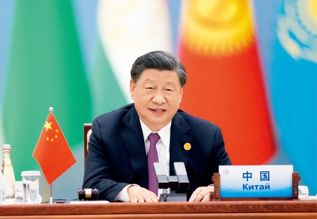 2023年5月19日上午，國家主席習(xí)近平在陜西省西安市主持首屆中國—中亞峰會并發(fā)表題為《攜手建設(shè)守望相助、共同發(fā)展、普遍安全、世代友好的中國—中亞命運(yùn)共同體》的主旨講話。圖/ 新華社記者 黃敬文 攝