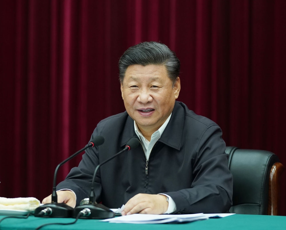 2019年9月18日上午，中共中央總書記、國家主席、中央軍委主席習(xí)近平在鄭州主持召開黃河流域生態(tài)保護和高質(zhì)量發(fā)展座談會并發(fā)表重要講話。新華社記者 謝環(huán)馳 攝