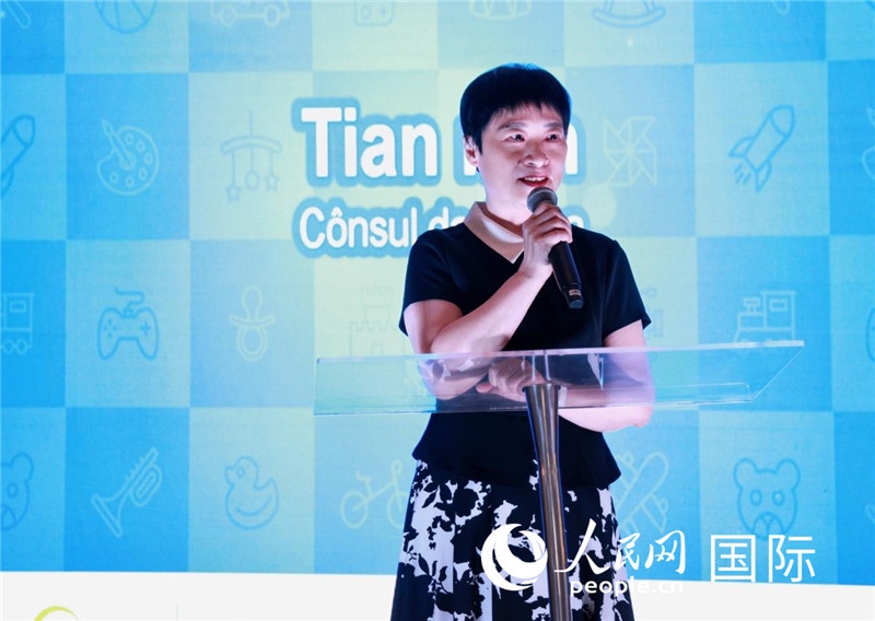 中國(guó)駐里約熱內(nèi)盧總領(lǐng)事田敏發(fā)表致辭。人民網(wǎng)記者宋亦然攝