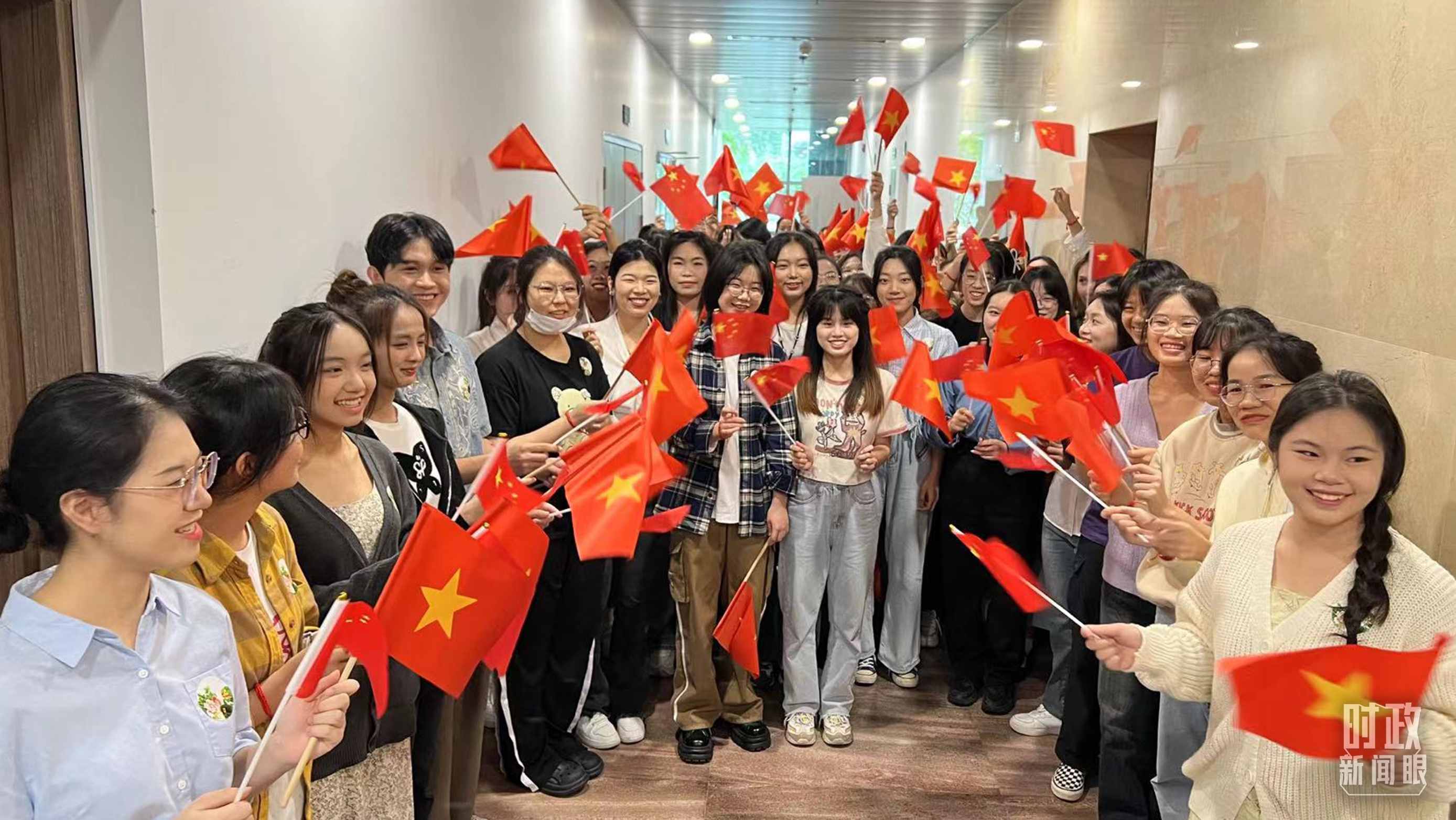 △中越青年齊聚一堂。（總臺央視記者程鋮拍攝）