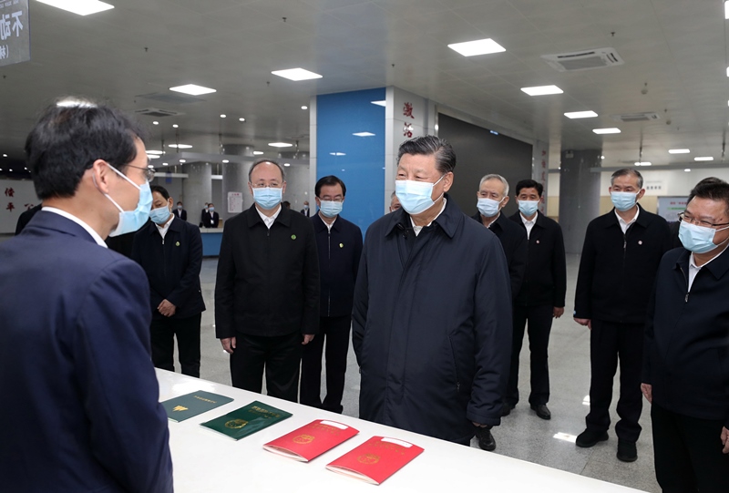 2021年3月23日，習近平在福建三明沙縣農村產(chǎn)權交易中心考察。
