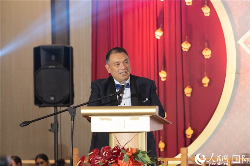 菲外交部副部長多明戈出席年會并致辭。人民網(wǎng)記者樊帆 攝