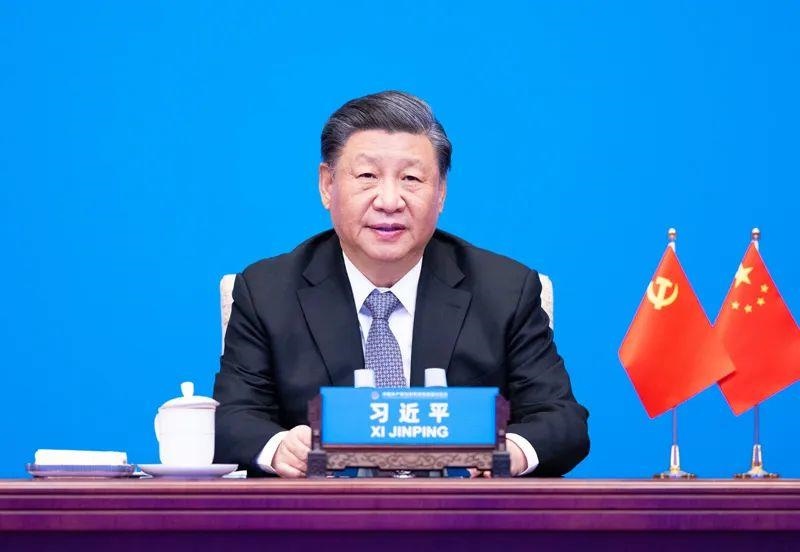 3月15日，習(xí)近平總書記在北京出席中國共產(chǎn)黨與世界政黨高層對話會并發(fā)表題為《攜手同行現(xiàn)代化之路》的主旨講話。