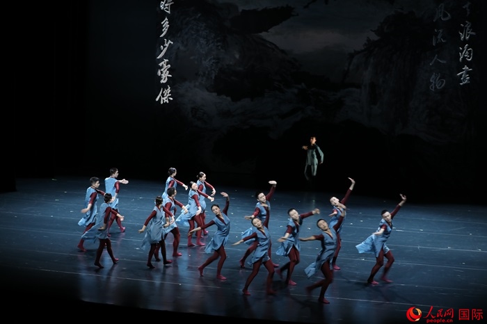 《詩(shī)憶東坡》美國(guó)巡演將持續(xù)2周，在華盛頓、紐約進(jìn)行共計(jì)8場(chǎng)演出。人民網(wǎng)記者 李志偉攝