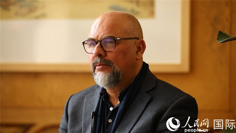 意大利陶瓷城市協(xié)會副會長保羅·馬賽蒂接受人民網(wǎng)專訪。人民網(wǎng) 劉動攝