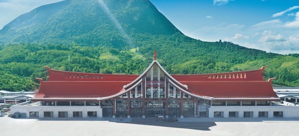 中老鐵路增開1對(duì)國(guó)際旅客列車。國(guó)鐵集團(tuán)供圖