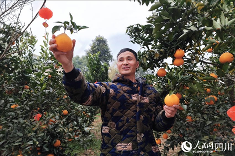 鐵牛村村民趙光進。人民網(wǎng)記者 朱虹攝