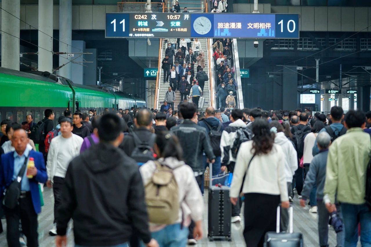 鐵路“五一”小長假運輸今日啟動。國鐵集團供圖