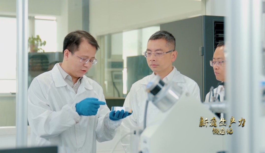 長沙巴斯夫杉杉電池材料研究院，正在進行電池材料研究。