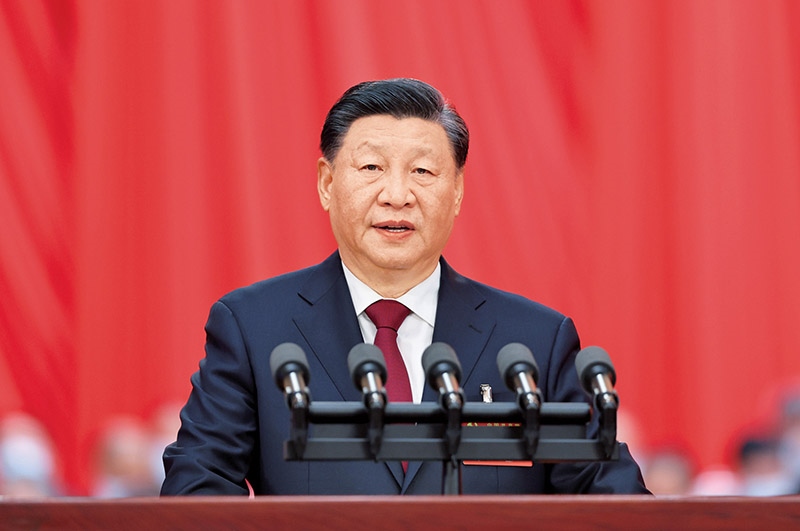 2022年10月16日，中國(guó)共產(chǎn)黨第二十次全國(guó)代表大會(huì)在北京人民大會(huì)堂開(kāi)幕。習(xí)近平代表第十九屆中央委員會(huì)向大會(huì)作報(bào)告。 新華社記者 姚大偉/攝