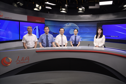 訪談現(xiàn)場(chǎng)。人民網(wǎng)記者 王曉嘯攝