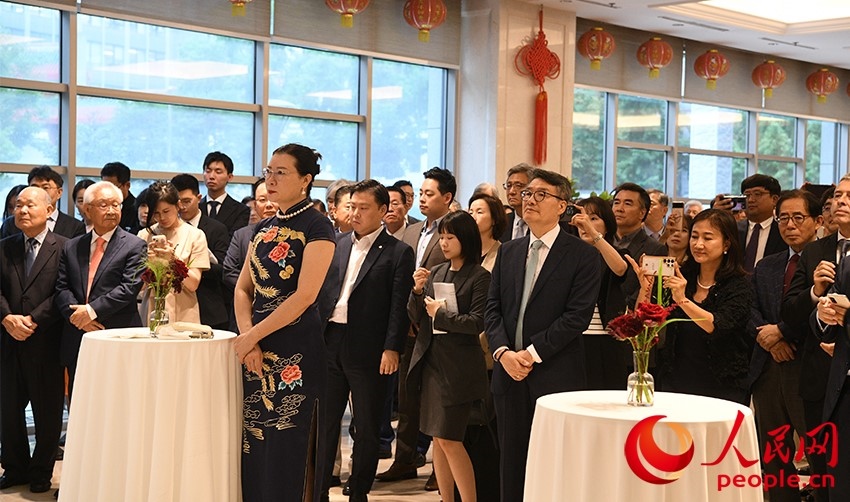 招待會(huì)現(xiàn)場(chǎng)。人民網(wǎng) 李帆攝