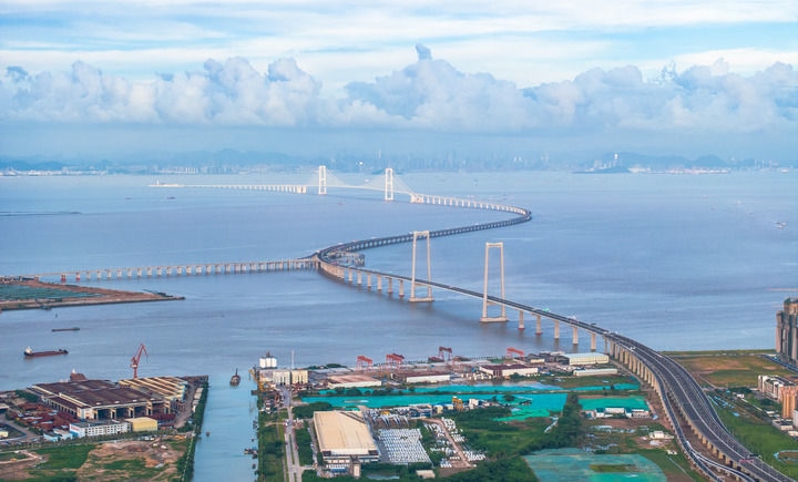 2024年6月27日拍攝的深中通道全景。新華社記者 毛思倩 攝