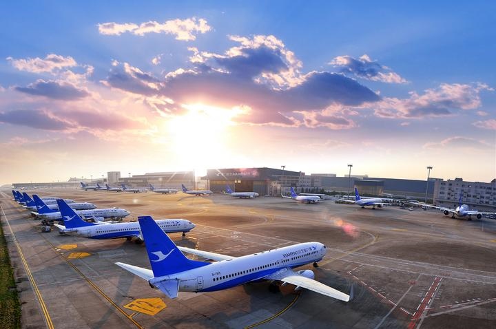 這是如今廈門航空的機(jī)隊(duì)照片。（廈門航空有限公司供圖）