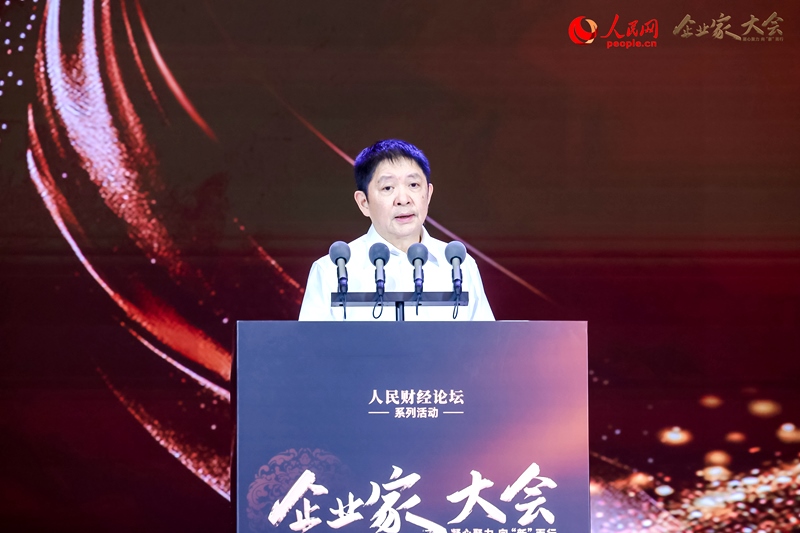 冠達控股集團董事局主席彭建虎。人民網(wǎng)記者 孫博洋攝