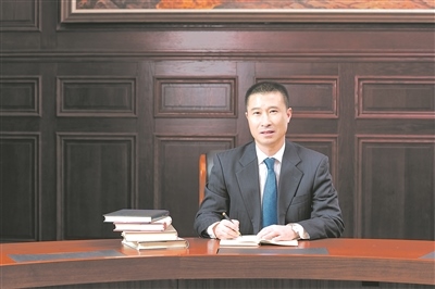  張廣軍 華中科技大學黨委書記、中國工程院院士 