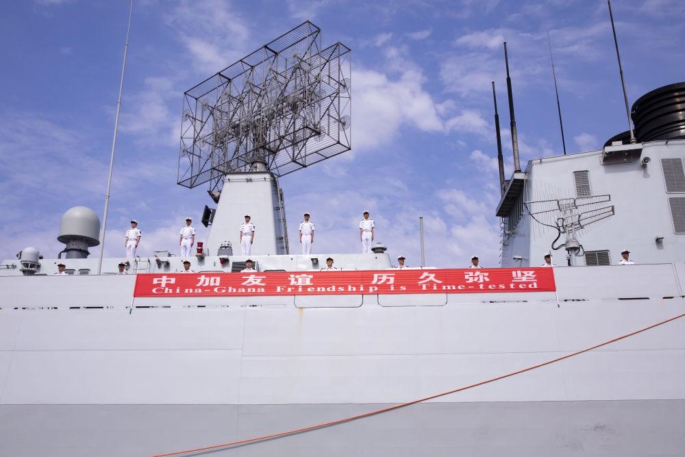 2023年6月27日，中國海軍第43批護航編隊抵達加納特馬港碼頭，開始對加納進行為期4天的友好訪問。