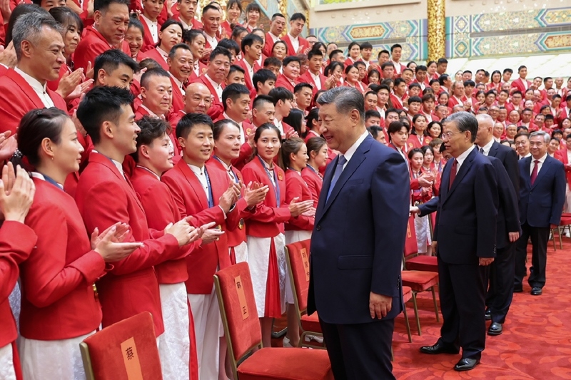 2024年8月20日，習(xí)近平總書記在人民大會堂接見第33屆夏季奧林匹克運動會中國體育代表團(tuán)全體成員。