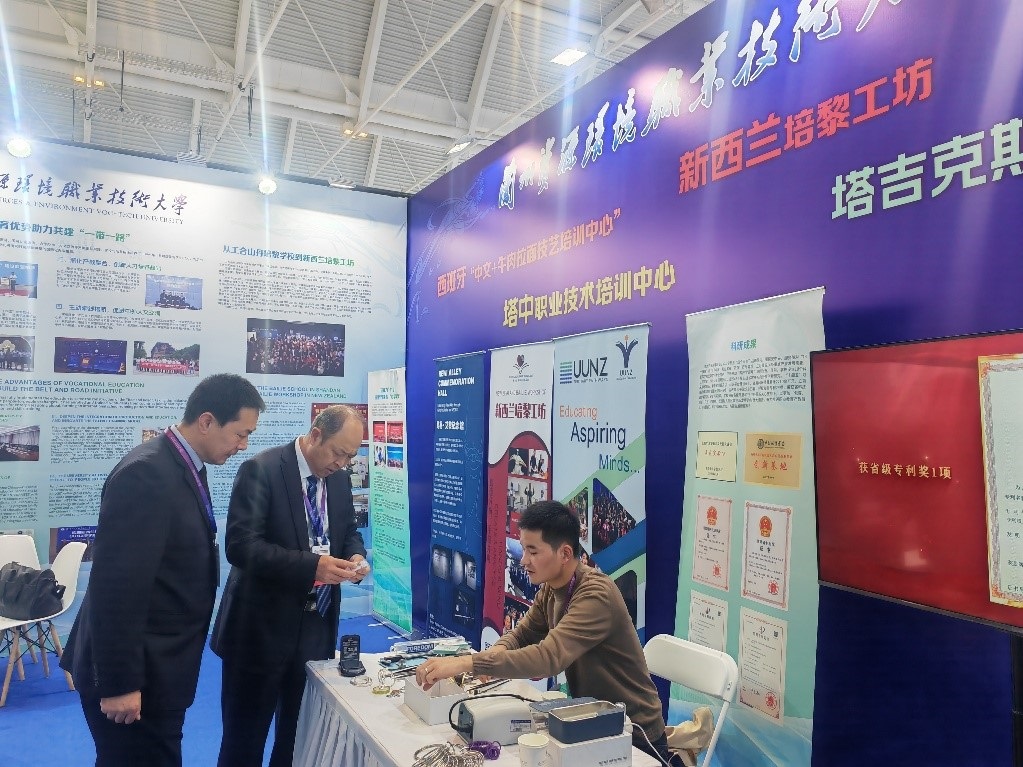 展臺現(xiàn)場。蘭州資源環(huán)境職業(yè)技術(shù)大學供圖
