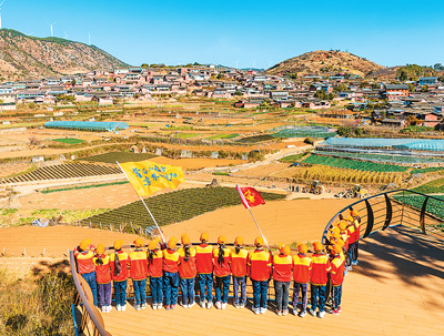 學(xué)生在攀枝花迤沙拉歷史文化主題研學(xué)基地參觀。 石 磊攝