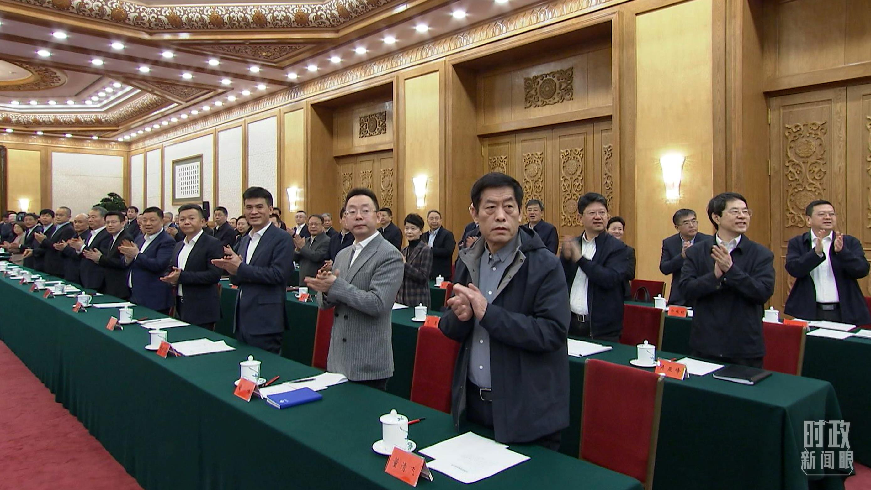 △2月17日，民營企業(yè)座談會現(xiàn)場。