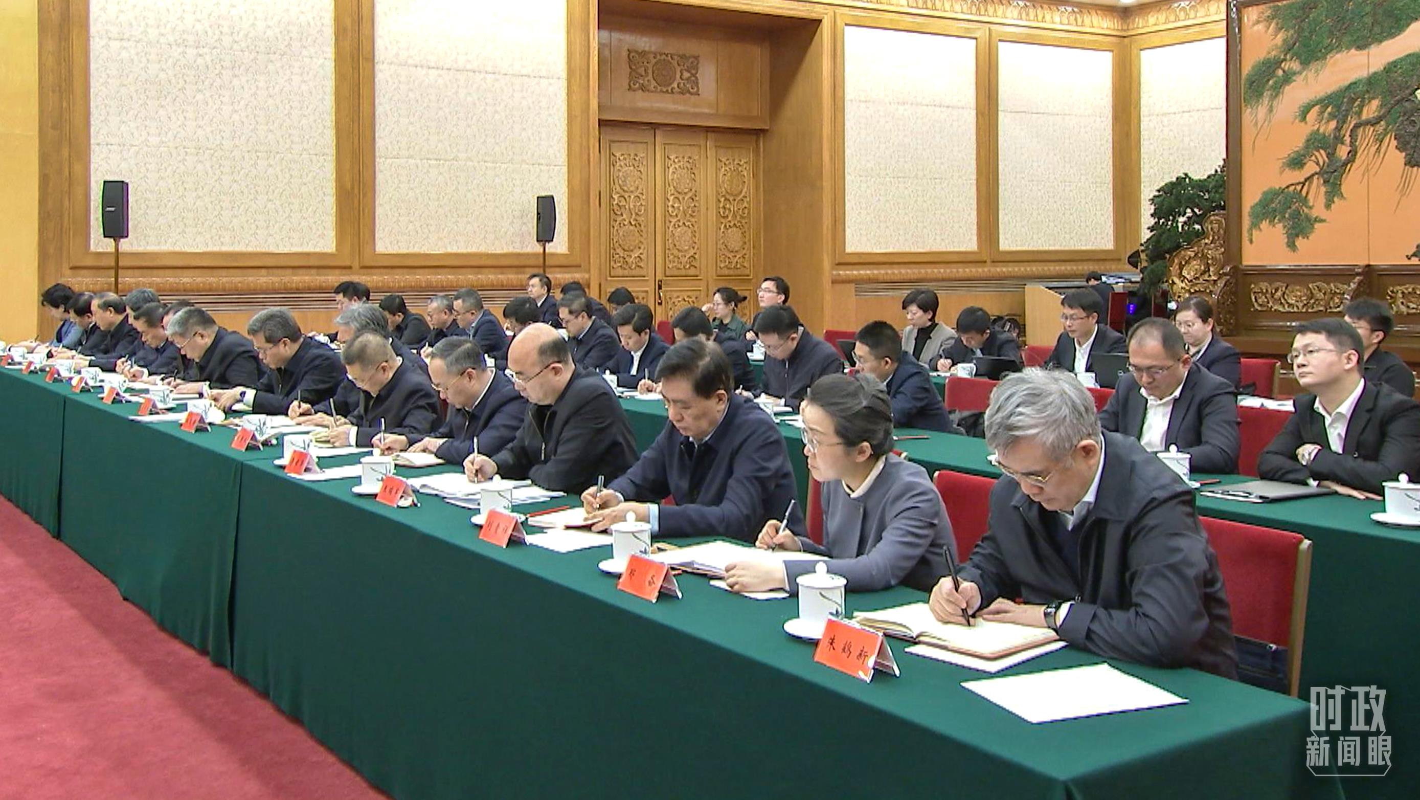 △2月17日，民營企業(yè)座談會現(xiàn)場。