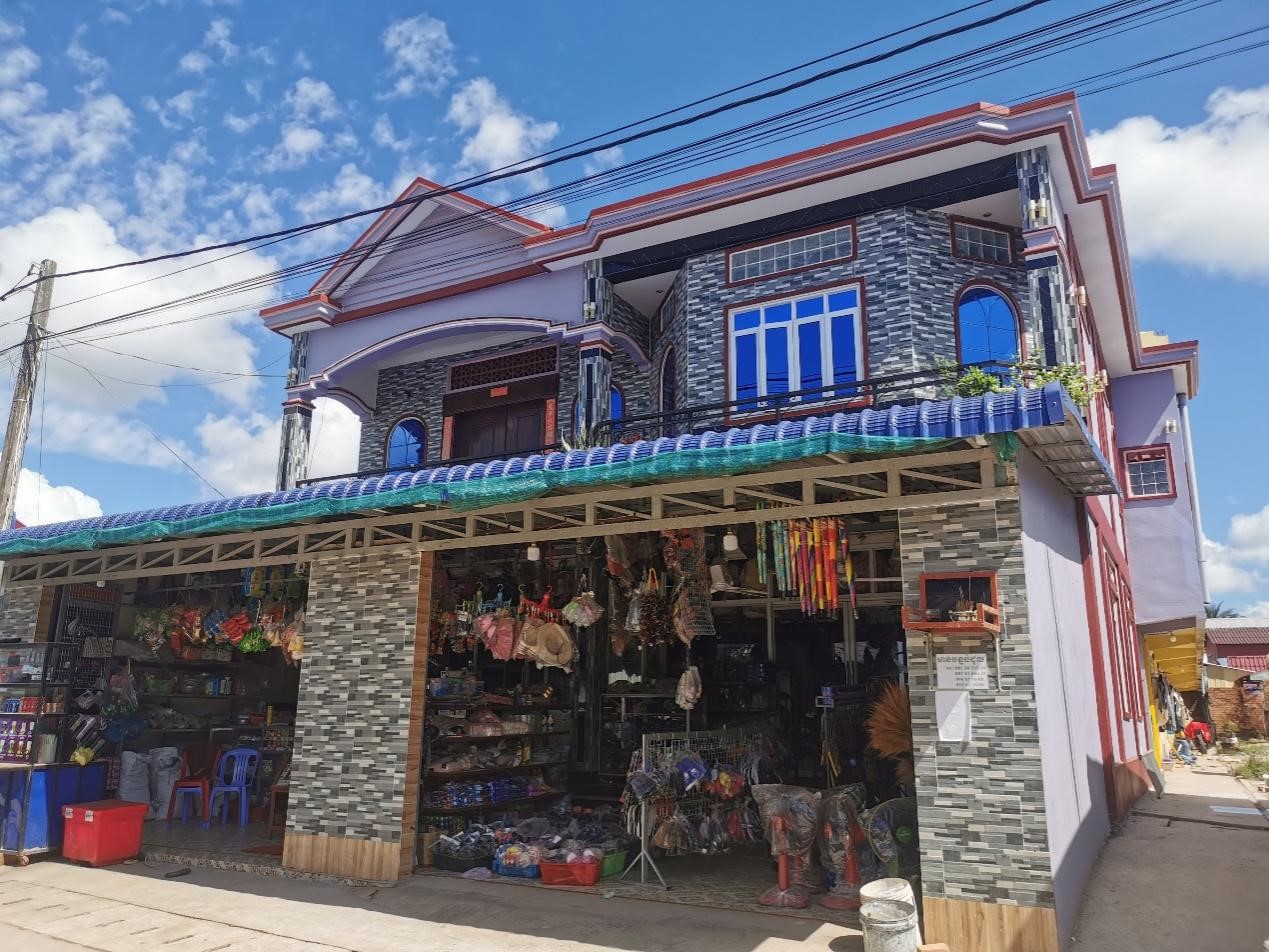 毗鄰西港特區(qū)的商店。西港特區(qū)供圖