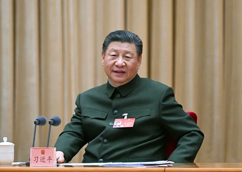 2024年3月7日下午，習近平出席十四屆全國人大二次會議解放軍和武警部隊代表團全體會議并發(fā)表重要講話。新華社記者 李剛 攝